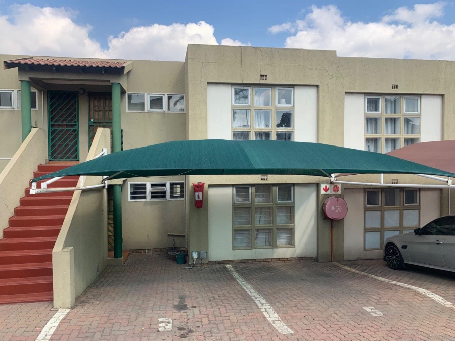 To Let 2 Bedroom Property for Rent in Winchester Hills Gauteng