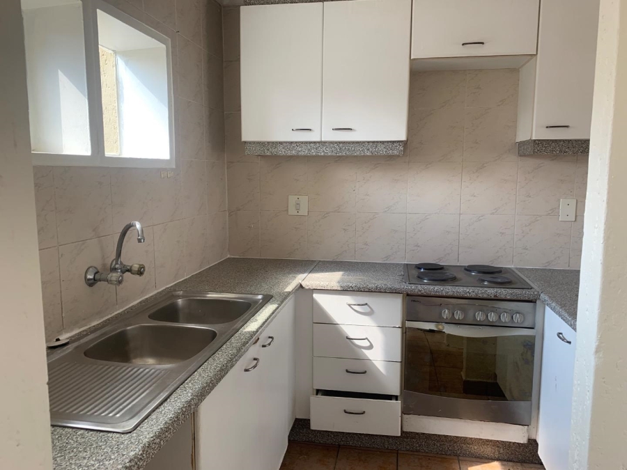 To Let 2 Bedroom Property for Rent in Winchester Hills Gauteng