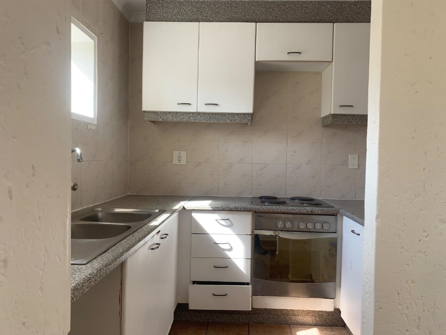 To Let 2 Bedroom Property for Rent in Winchester Hills Gauteng