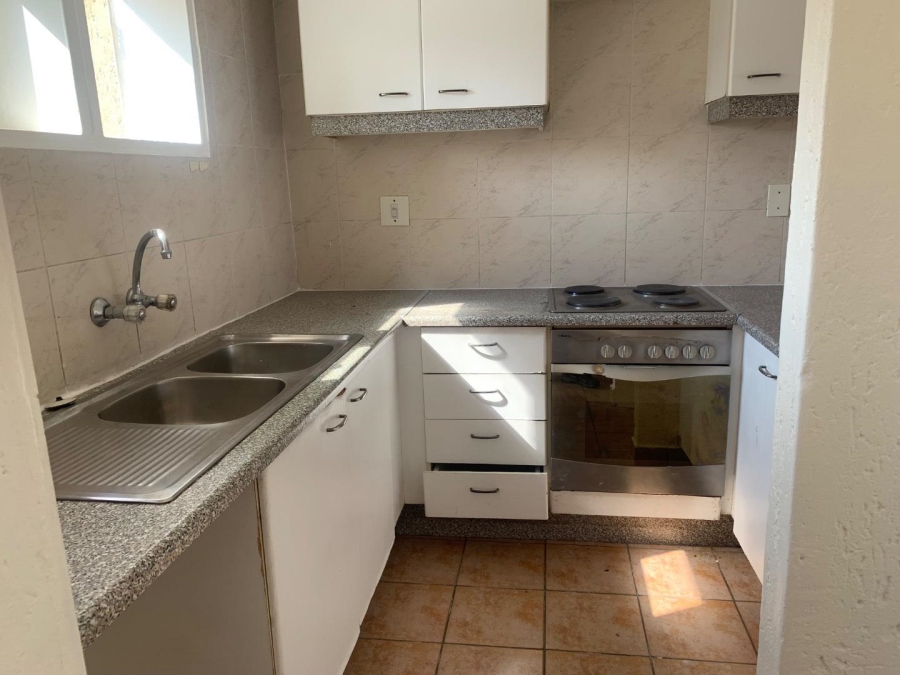 To Let 2 Bedroom Property for Rent in Winchester Hills Gauteng