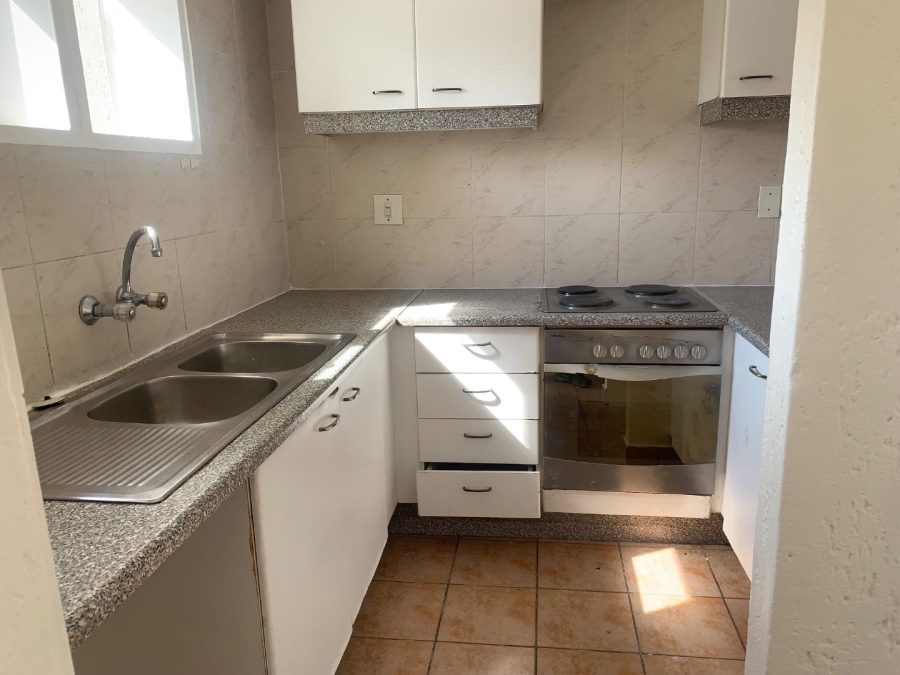 To Let 2 Bedroom Property for Rent in Winchester Hills Gauteng