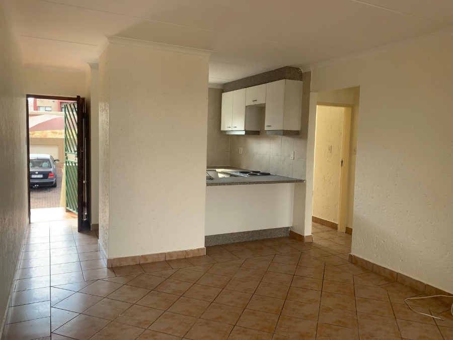 To Let 2 Bedroom Property for Rent in Winchester Hills Gauteng