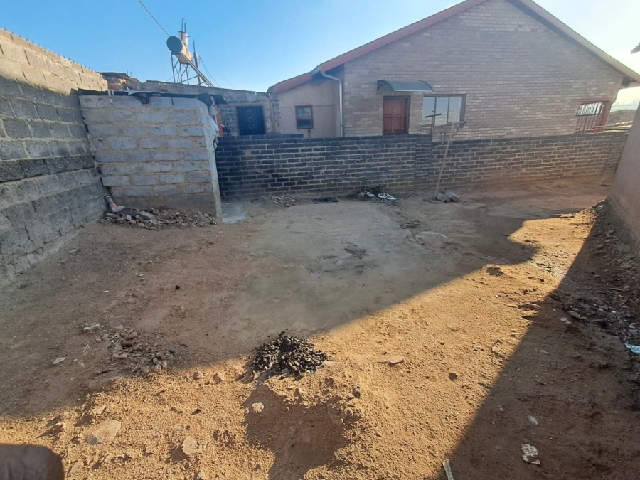 1 Bedroom Property for Sale in Kaalfontein Gauteng