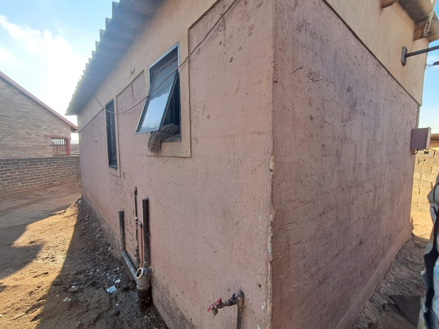 1 Bedroom Property for Sale in Kaalfontein Gauteng