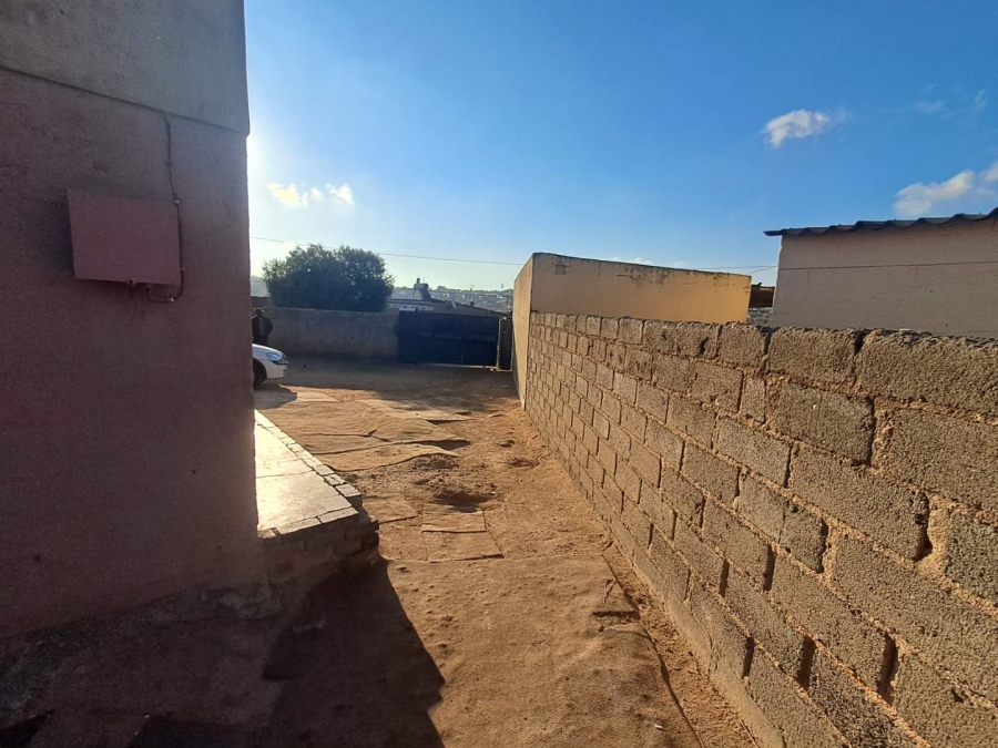 1 Bedroom Property for Sale in Kaalfontein Gauteng
