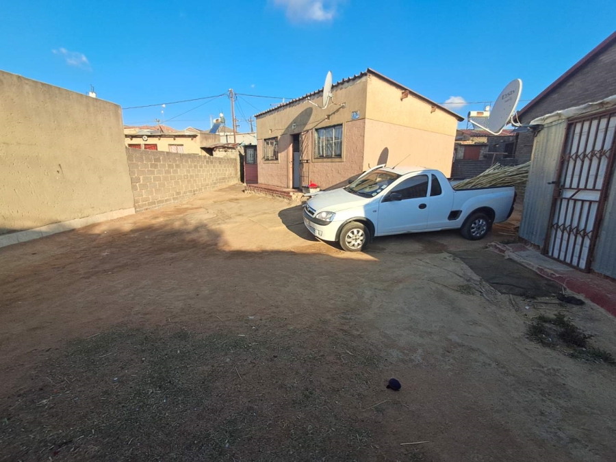 1 Bedroom Property for Sale in Kaalfontein Gauteng