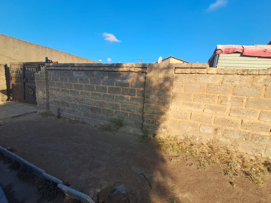 1 Bedroom Property for Sale in Kaalfontein Gauteng