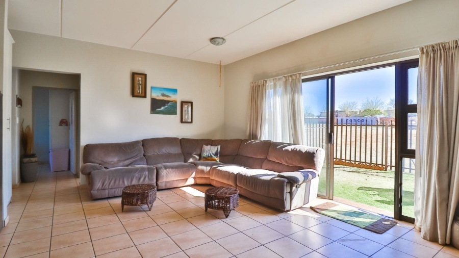2 Bedroom Property for Sale in Ravenswood Gauteng