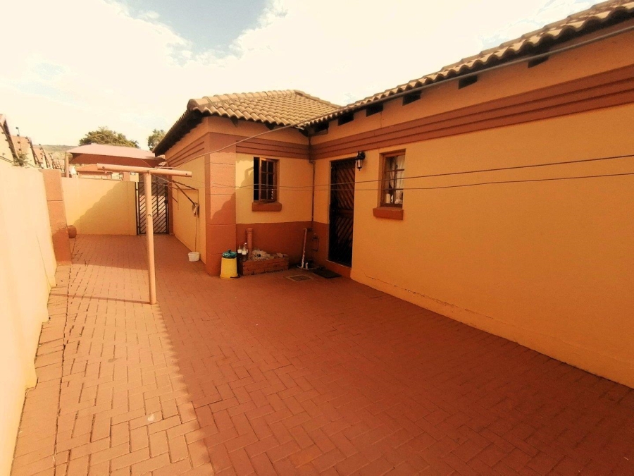 3 Bedroom Property for Sale in Heatherview Gauteng