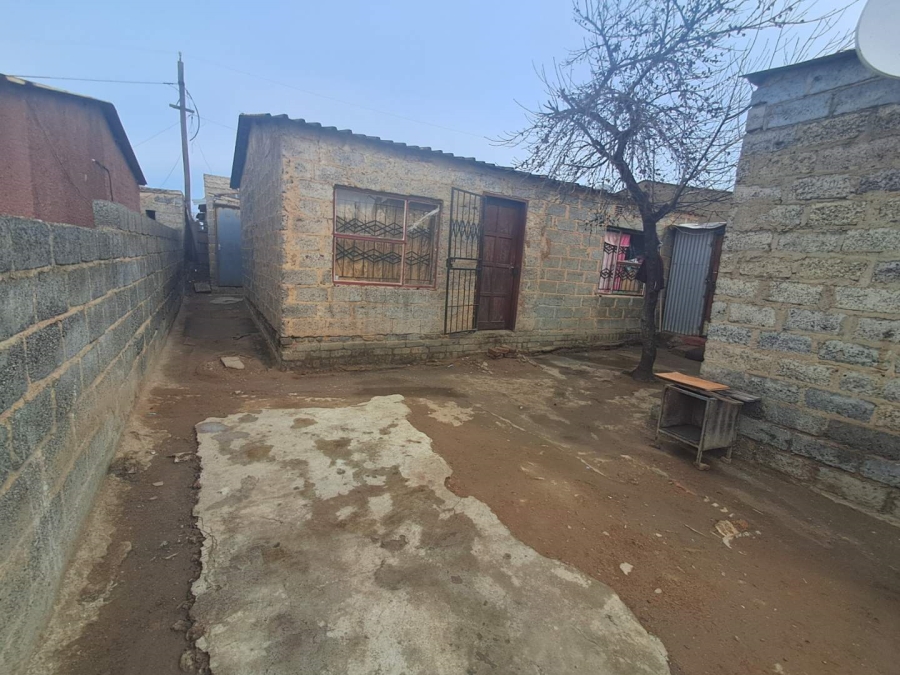2 Bedroom Property for Sale in Tembisa Gauteng