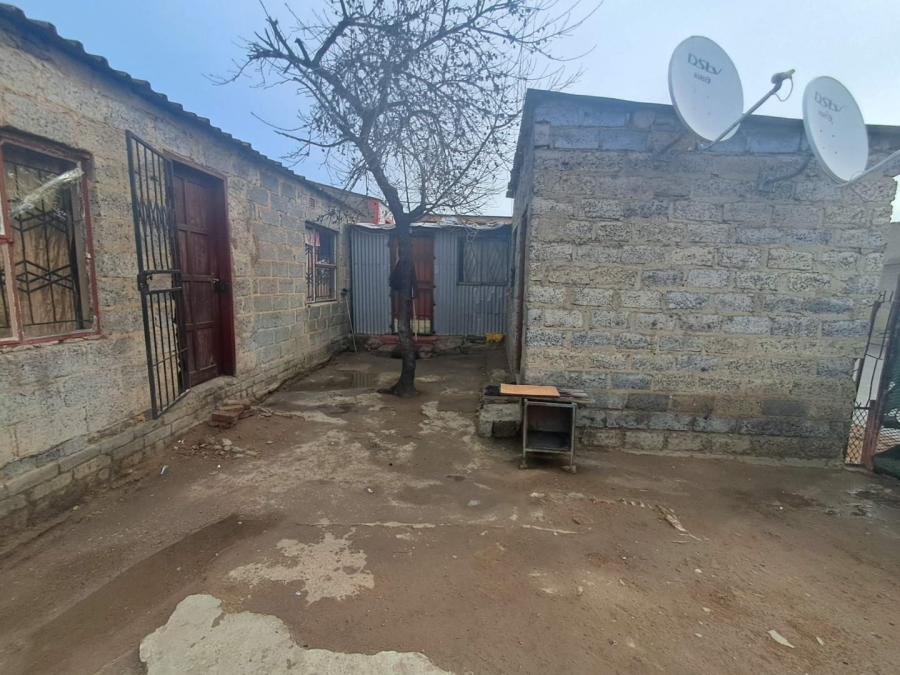 2 Bedroom Property for Sale in Tembisa Gauteng