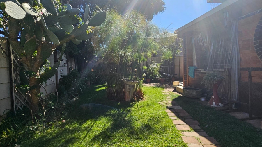 7 Bedroom Property for Sale in Albertville Gauteng