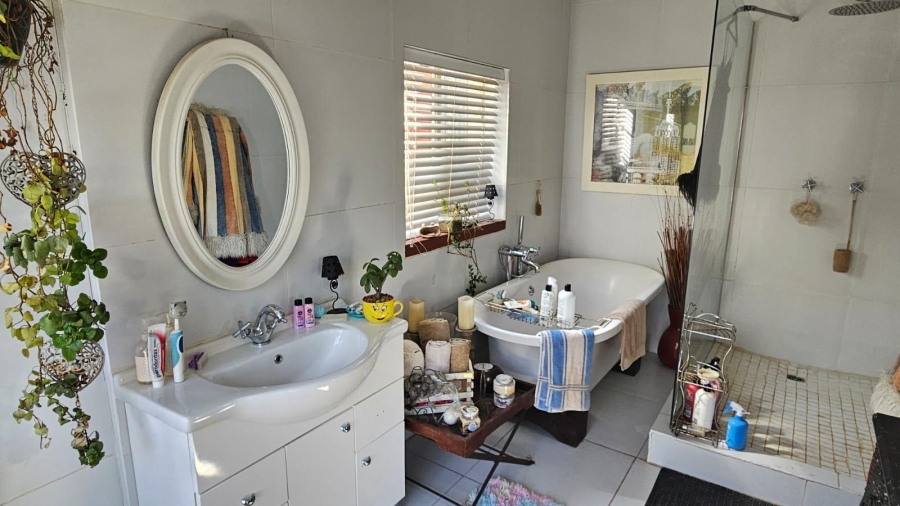 7 Bedroom Property for Sale in Albertville Gauteng