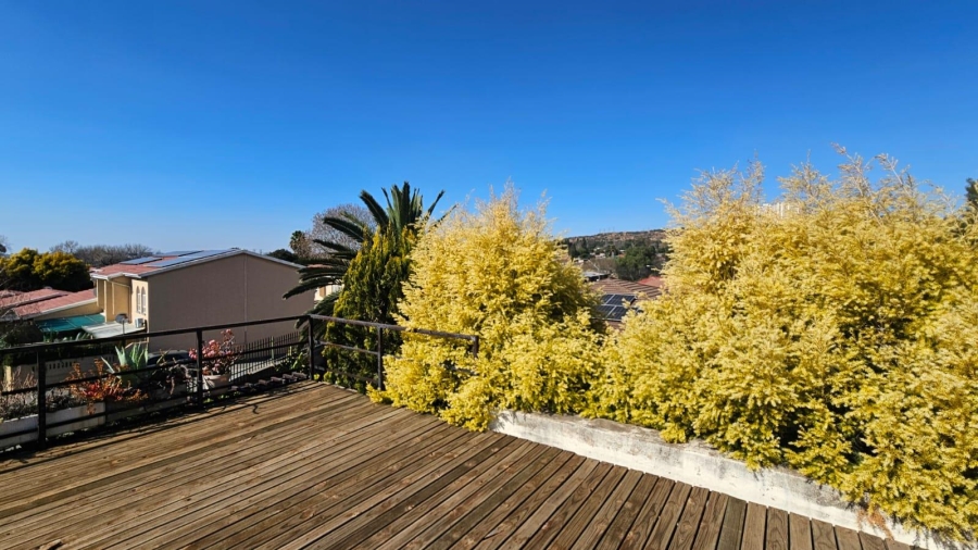 7 Bedroom Property for Sale in Albertville Gauteng