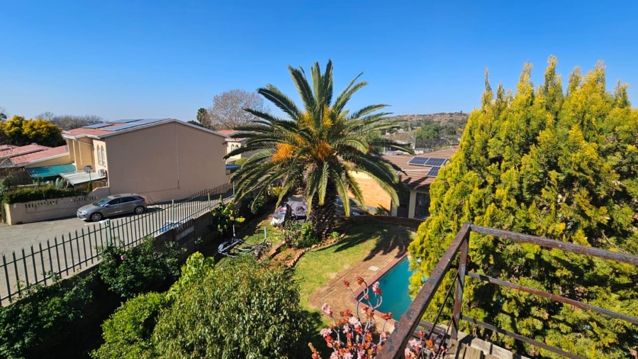 7 Bedroom Property for Sale in Albertville Gauteng