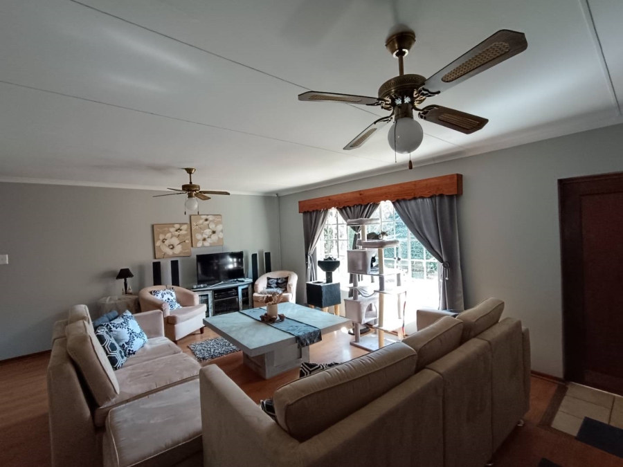 2 Bedroom Property for Sale in Wierdapark Gauteng
