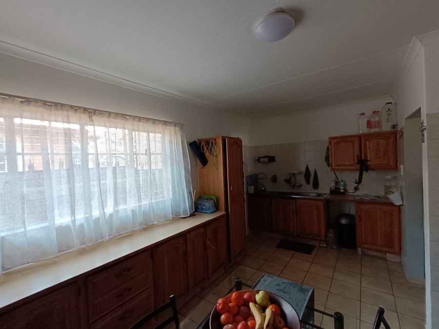 2 Bedroom Property for Sale in Wierdapark Gauteng