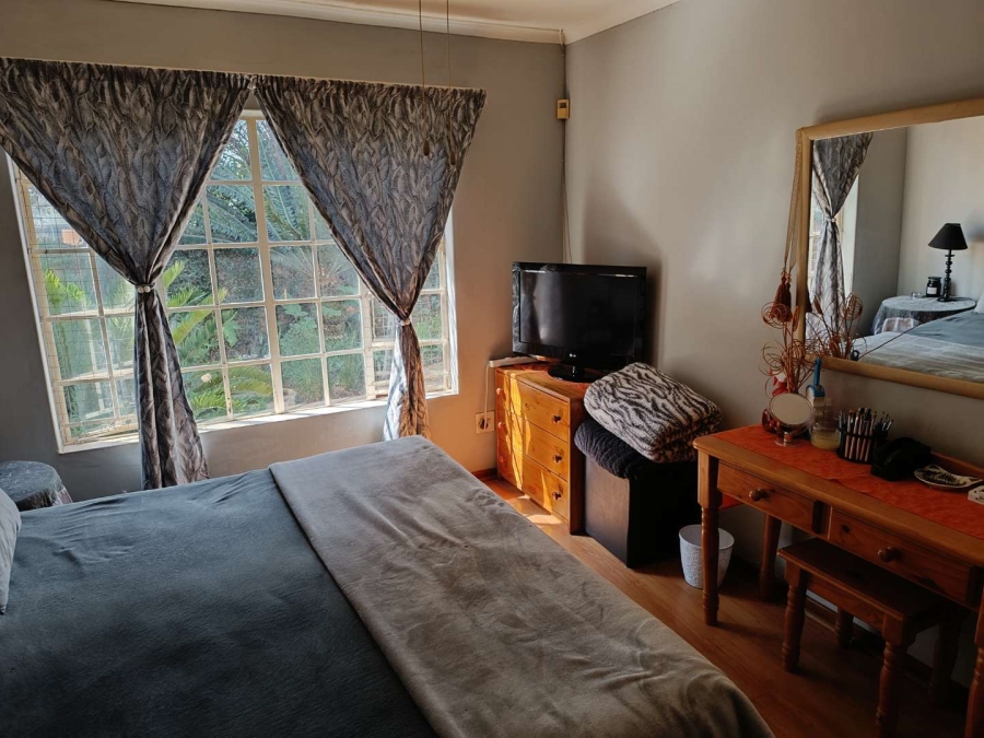 2 Bedroom Property for Sale in Wierdapark Gauteng