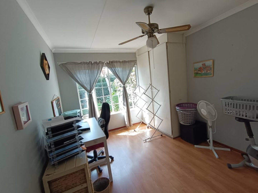 2 Bedroom Property for Sale in Wierdapark Gauteng