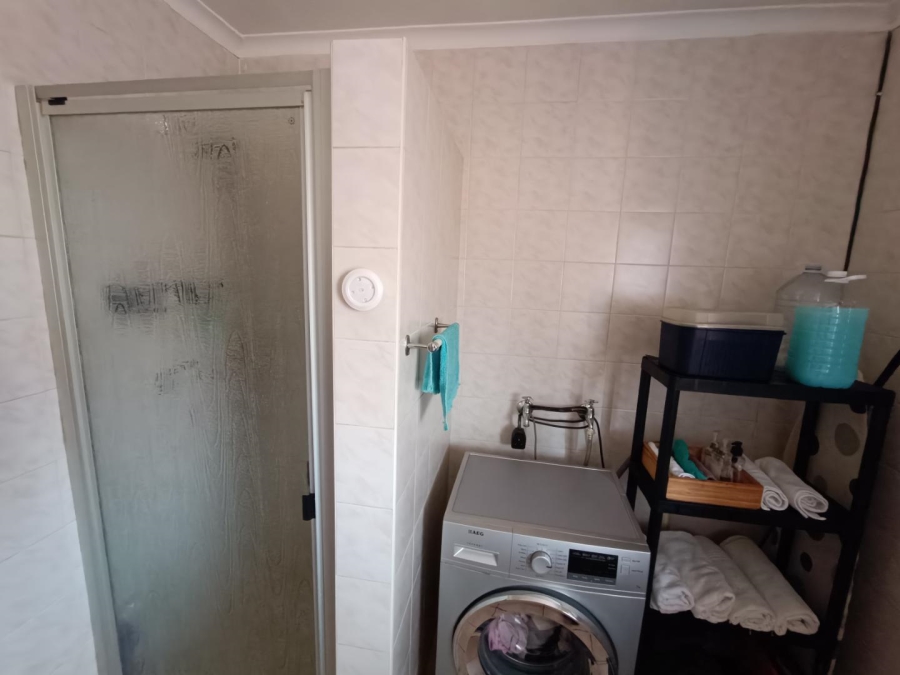 2 Bedroom Property for Sale in Wierdapark Gauteng