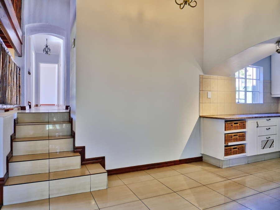 To Let 3 Bedroom Property for Rent in Fourways Gauteng