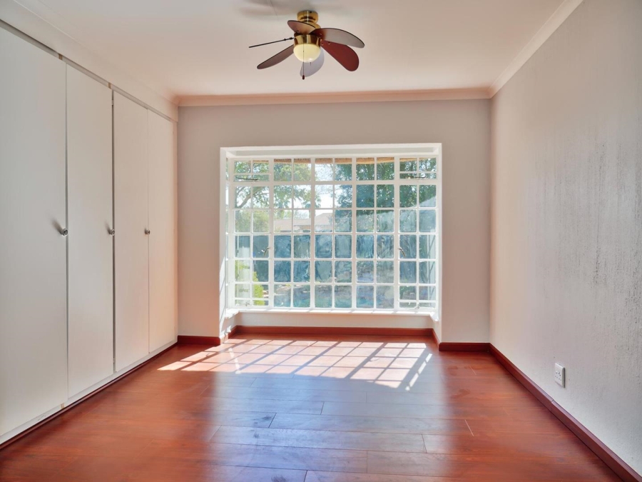 To Let 3 Bedroom Property for Rent in Fourways Gauteng