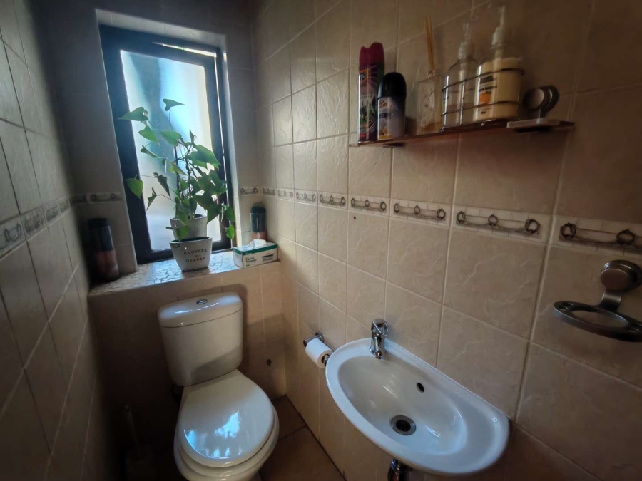 3 Bedroom Property for Sale in Zwartkop Golf Estate Gauteng