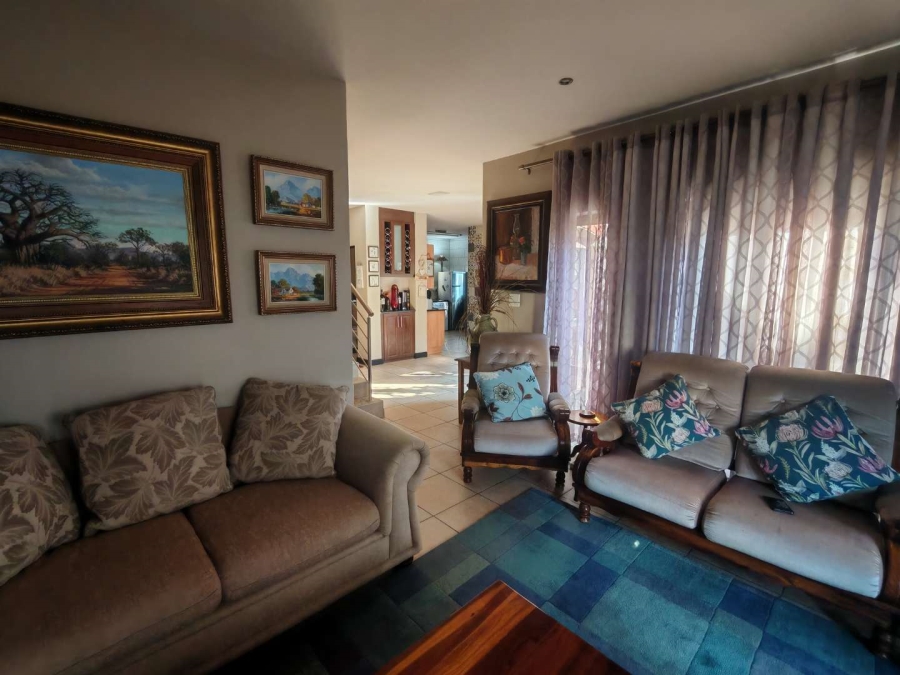 3 Bedroom Property for Sale in Zwartkop Golf Estate Gauteng