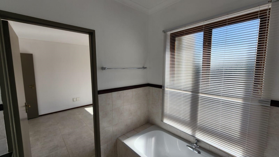 2 Bedroom Property for Sale in Bryanston Gauteng