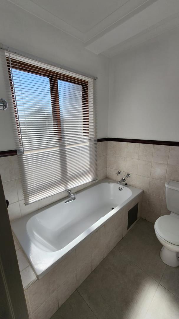2 Bedroom Property for Sale in Bryanston Gauteng