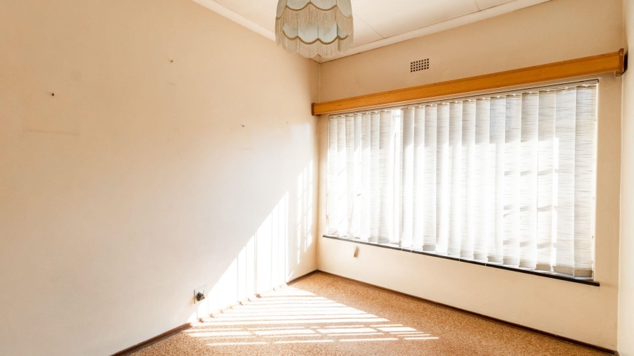 3 Bedroom Property for Sale in Glen Marais Gauteng