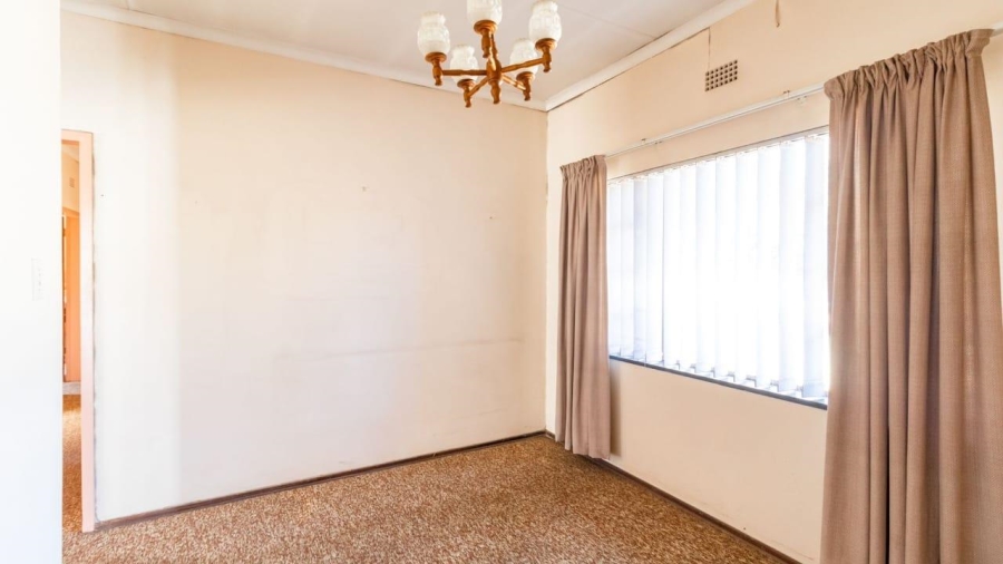 3 Bedroom Property for Sale in Glen Marais Gauteng