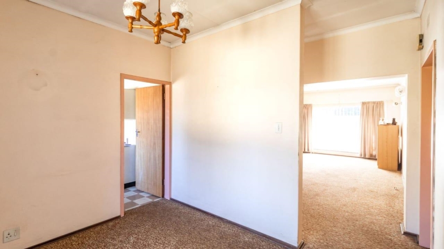 3 Bedroom Property for Sale in Glen Marais Gauteng