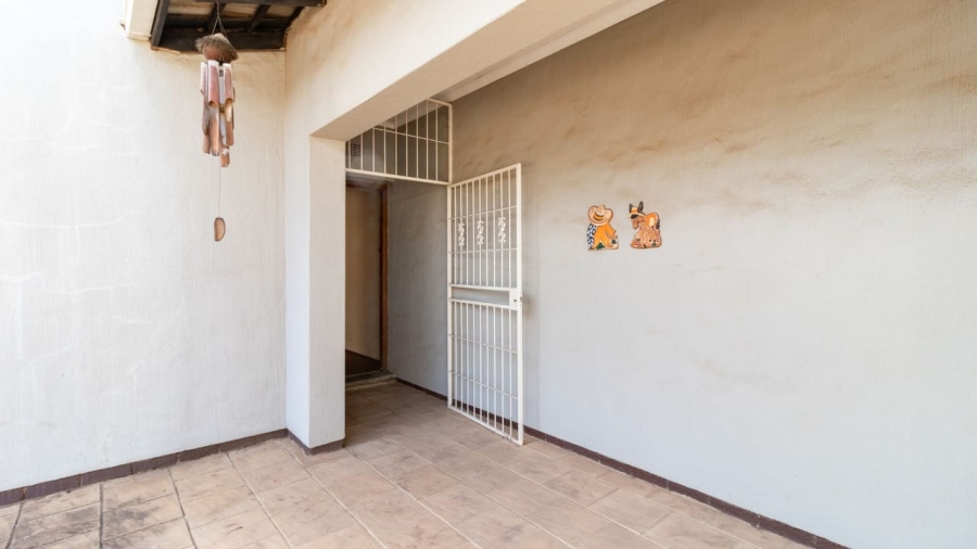 3 Bedroom Property for Sale in Glen Marais Gauteng