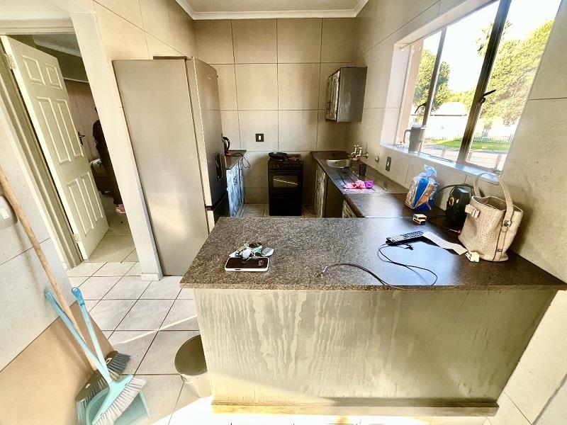 1 Bedroom Property for Sale in Verwoerdpark Gauteng