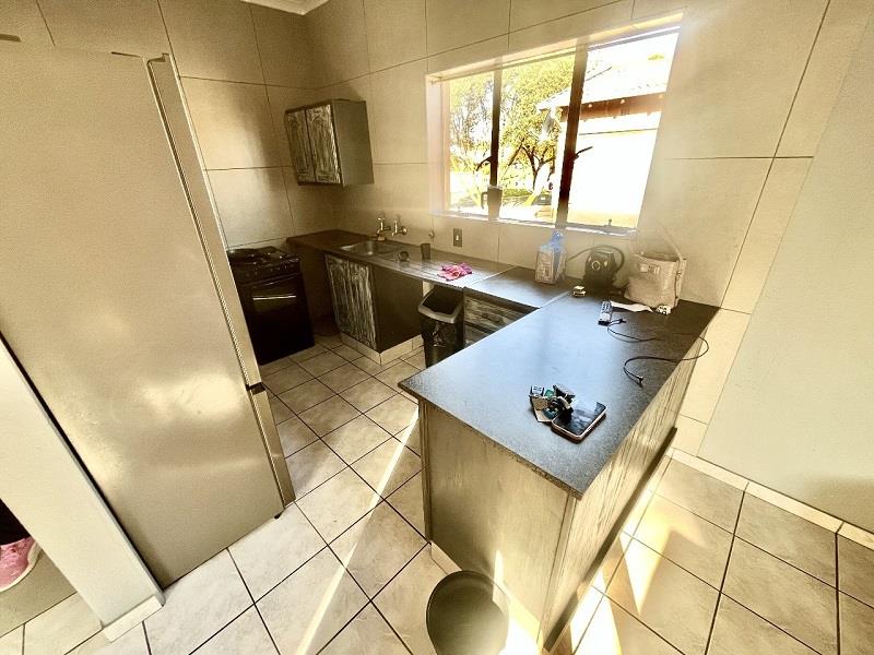 1 Bedroom Property for Sale in Verwoerdpark Gauteng