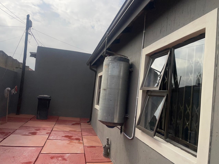 3 Bedroom Property for Sale in Meadowlands Gauteng