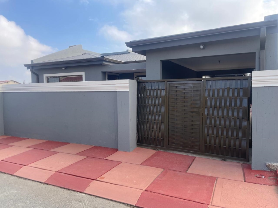 3 Bedroom Property for Sale in Meadowlands Gauteng