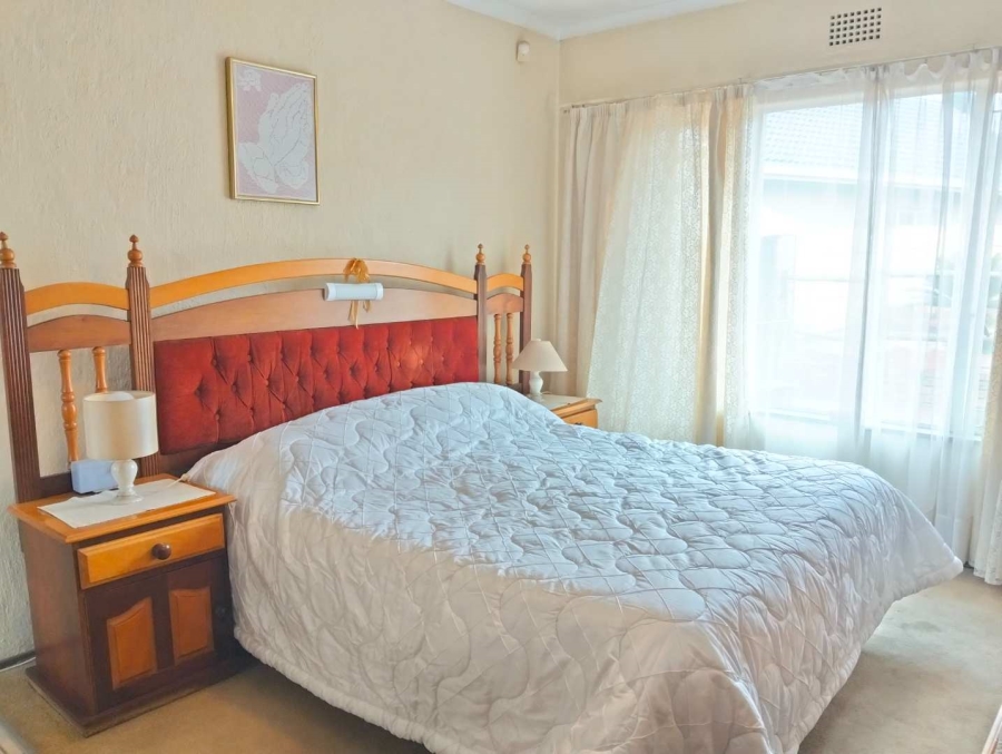 4 Bedroom Property for Sale in Verwoerdpark Gauteng
