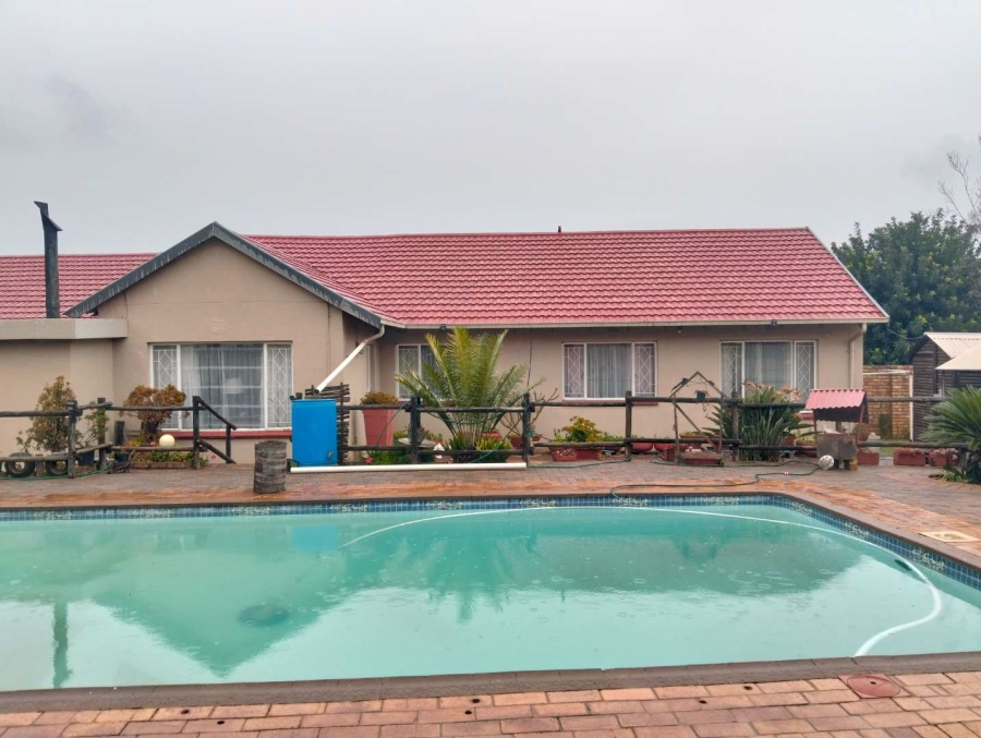 4 Bedroom Property for Sale in Verwoerdpark Gauteng