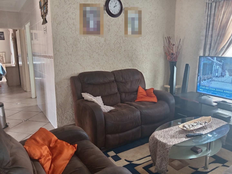 3 Bedroom Property for Sale in Mabopane Gauteng