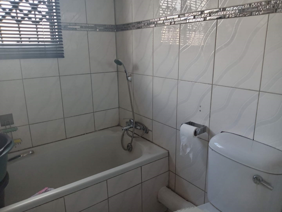 3 Bedroom Property for Sale in Mabopane Gauteng