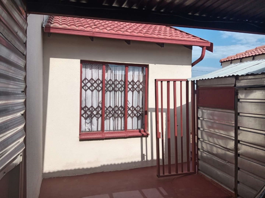 3 Bedroom Property for Sale in Mabopane Gauteng