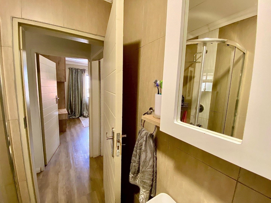 2 Bedroom Property for Sale in Montana Gauteng