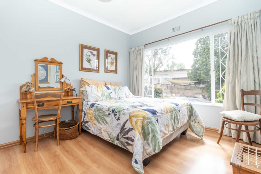 4 Bedroom Property for Sale in Helderkruin Gauteng