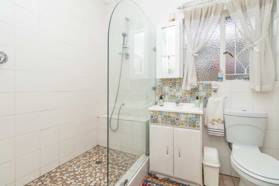 4 Bedroom Property for Sale in Helderkruin Gauteng