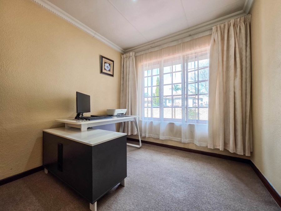 3 Bedroom Property for Sale in Moreleta Park Gauteng