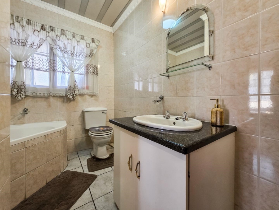 3 Bedroom Property for Sale in Moreleta Park Gauteng