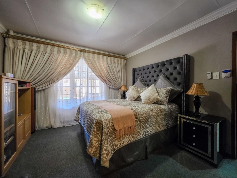 3 Bedroom Property for Sale in Moreleta Park Gauteng