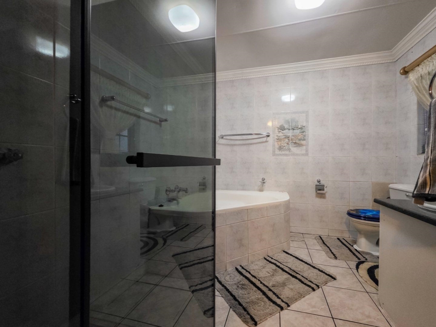 3 Bedroom Property for Sale in Moreleta Park Gauteng